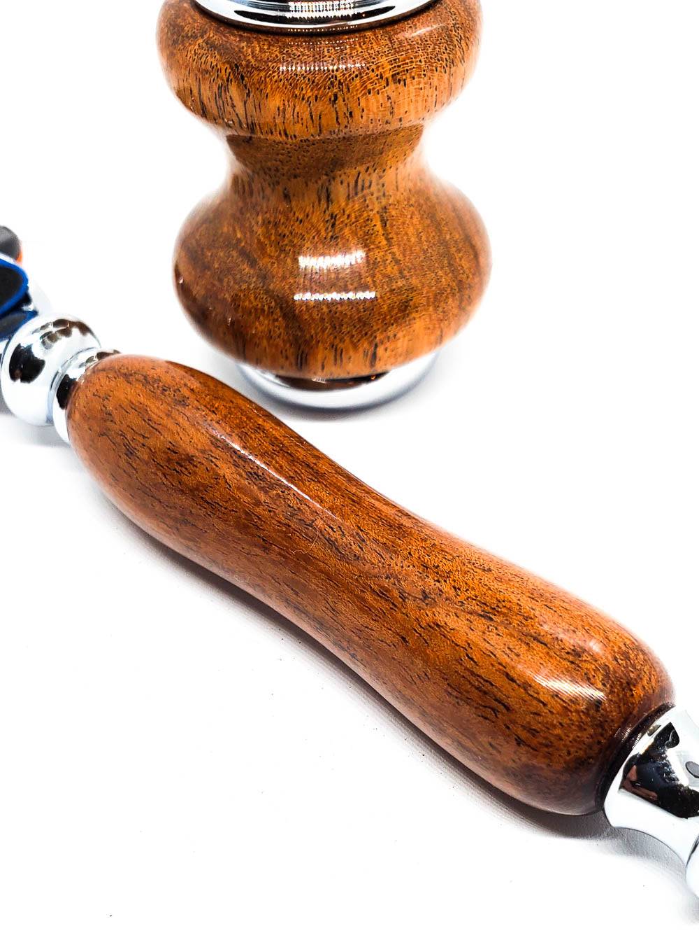 Hand-turned Premium Razor Set in Texas Mesquite