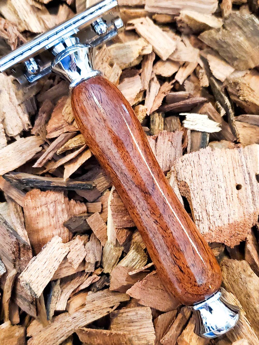 Hand-turned Premium Razor Set in Texas Mesquite