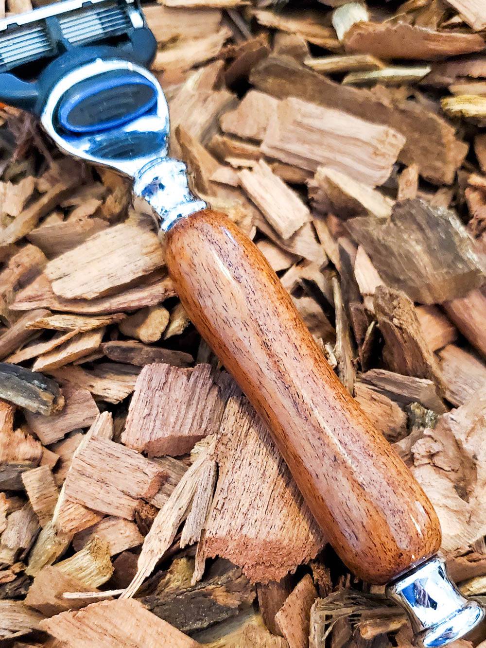 Hand-turned Premium Razor Set in Texas Mesquite