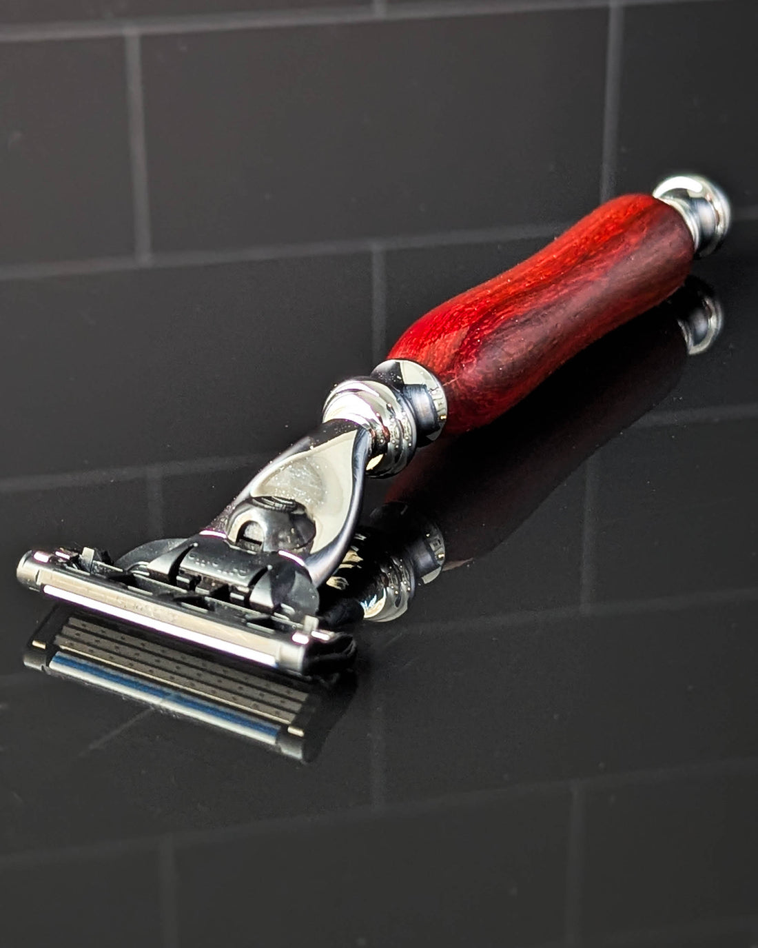 Handcrafted Bloodwood Luxury Razor for Gillette™ Mach3™ or Gillette™ Fusion™