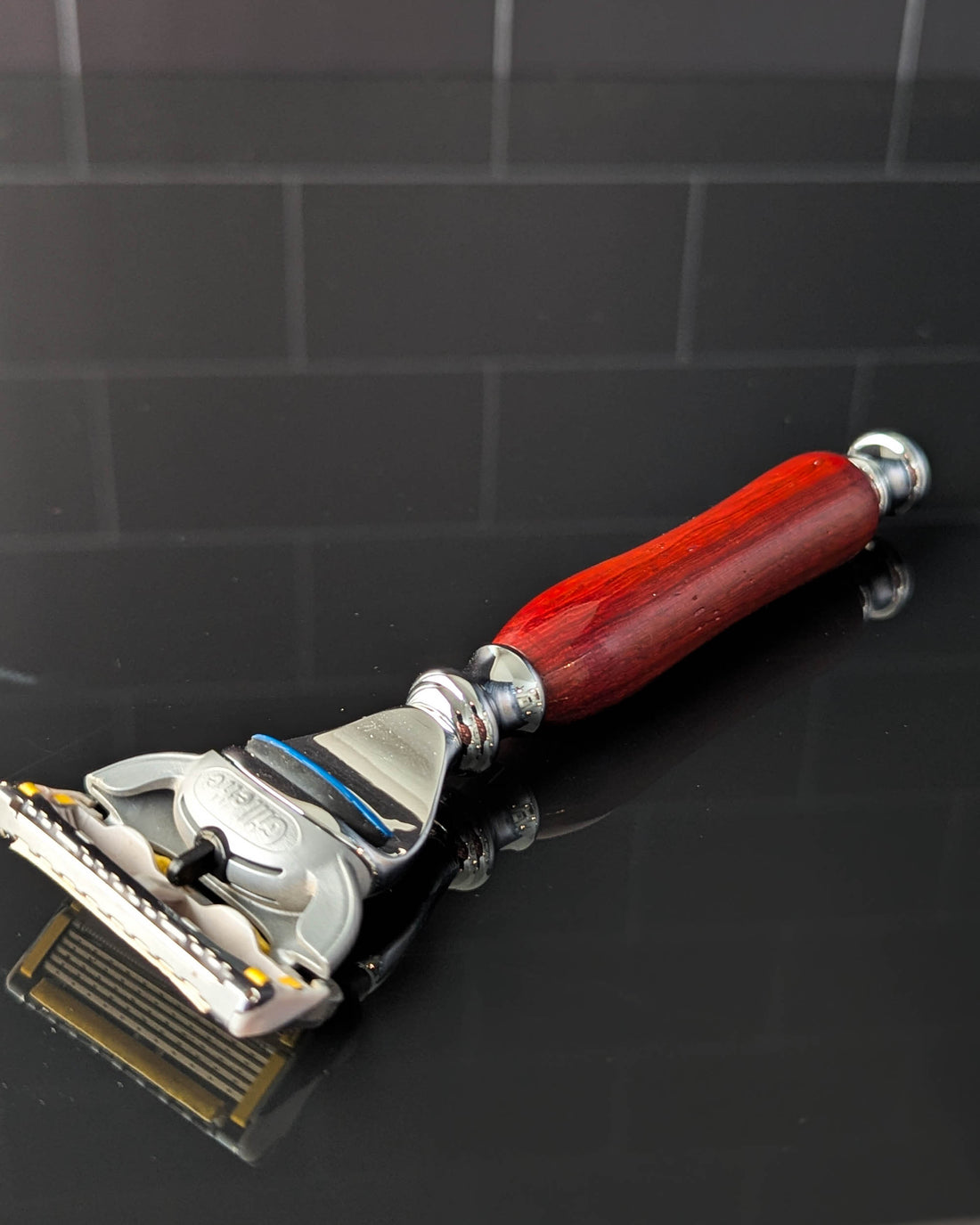 Handcrafted Bloodwood Luxury Razor for Gillette™ Mach3™ or Gillette™ Fusion™