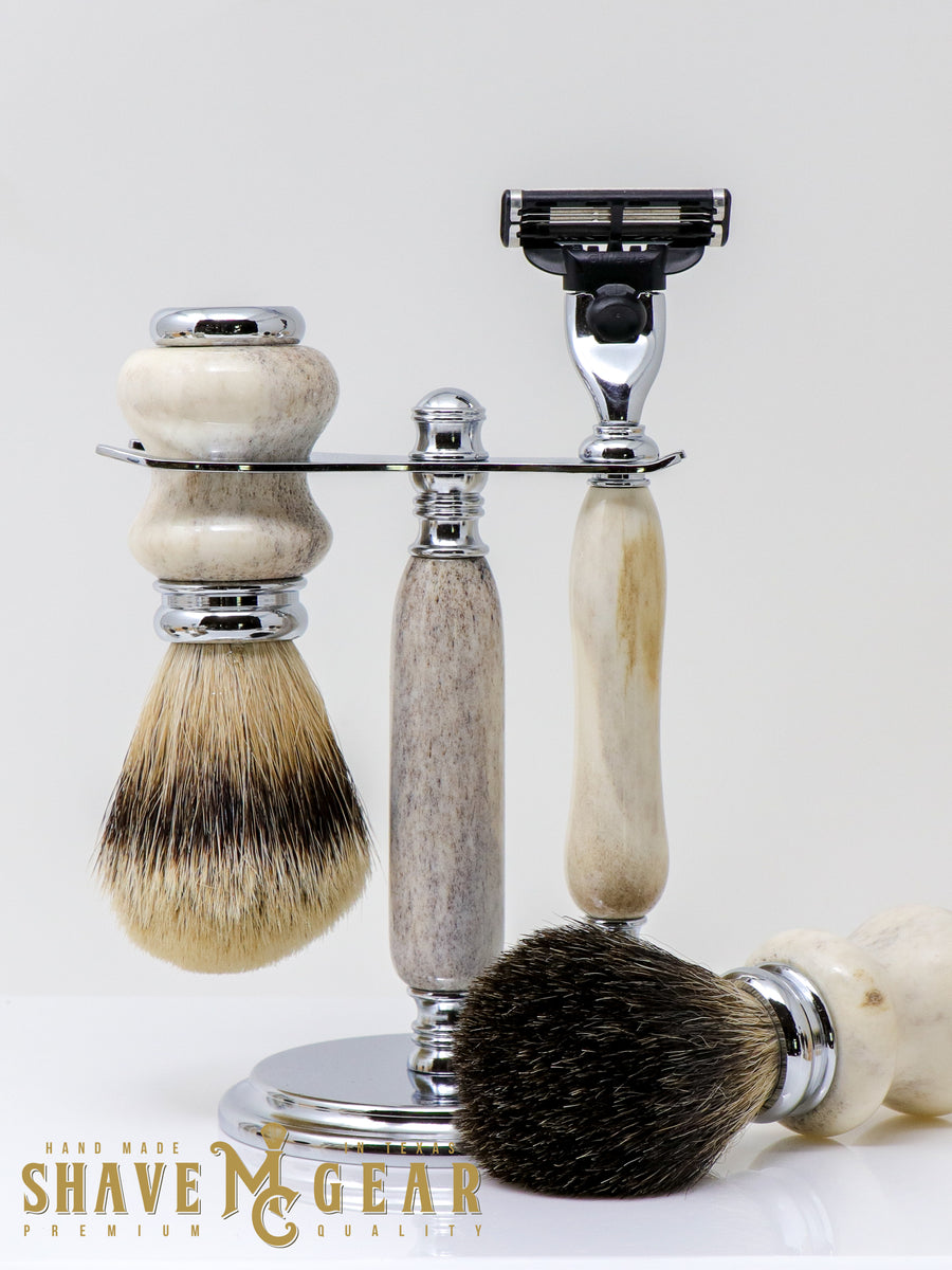 Hand-turned Premium Razor Set with Badger Shave Brush in Antler